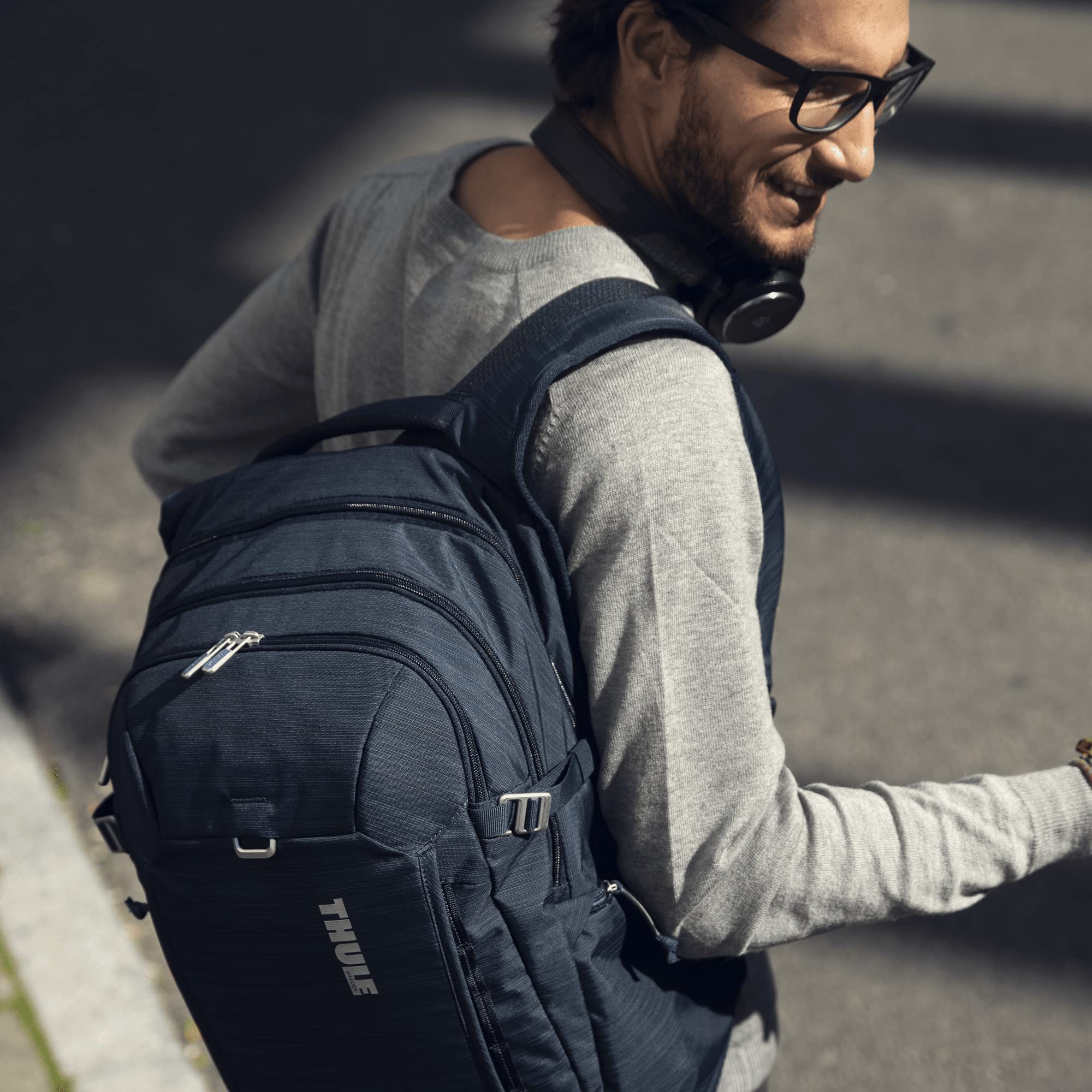 Thule Contruct Backpack 24L organization panel keeps accessories neatly organized.