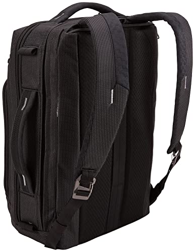 Thule Crossover 2 front panel with slip pockets for small electronics.