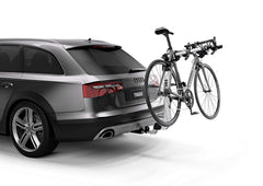 Thule Helium Pro front view shows lightweight aluminum design and compact profile