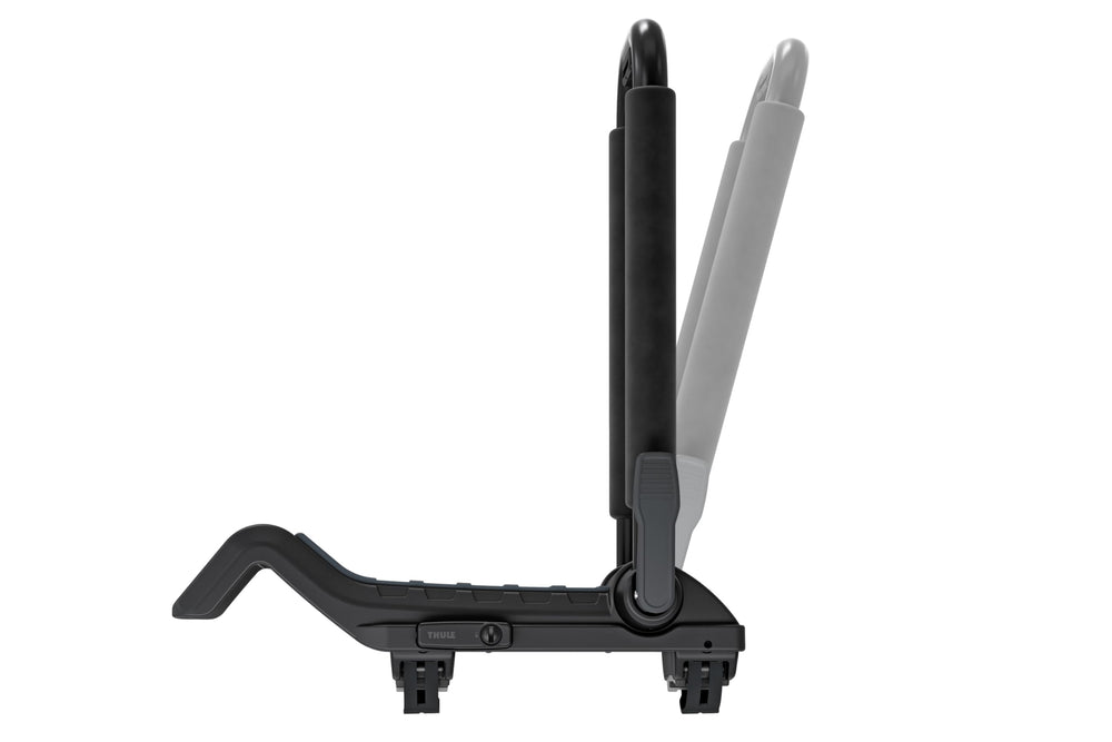 Thule Hull-a-Port XTR mounted on a roof rack ready for use during travel.