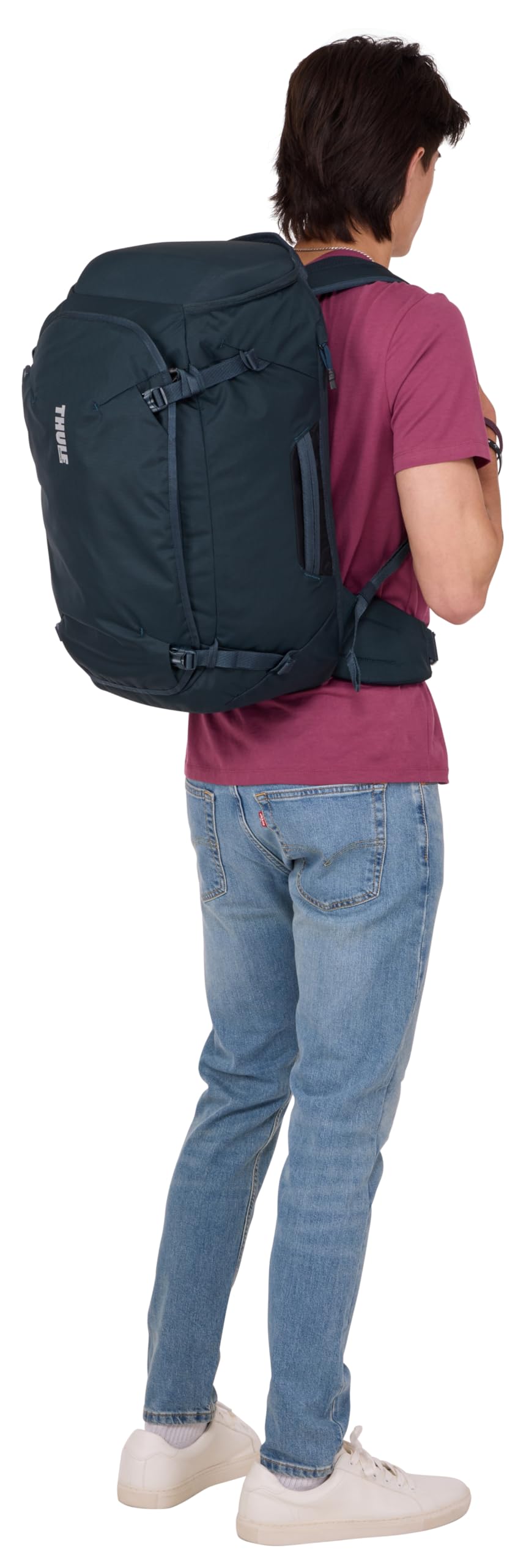 Thule Landmark 40L CashStash pocket keeps passport secure