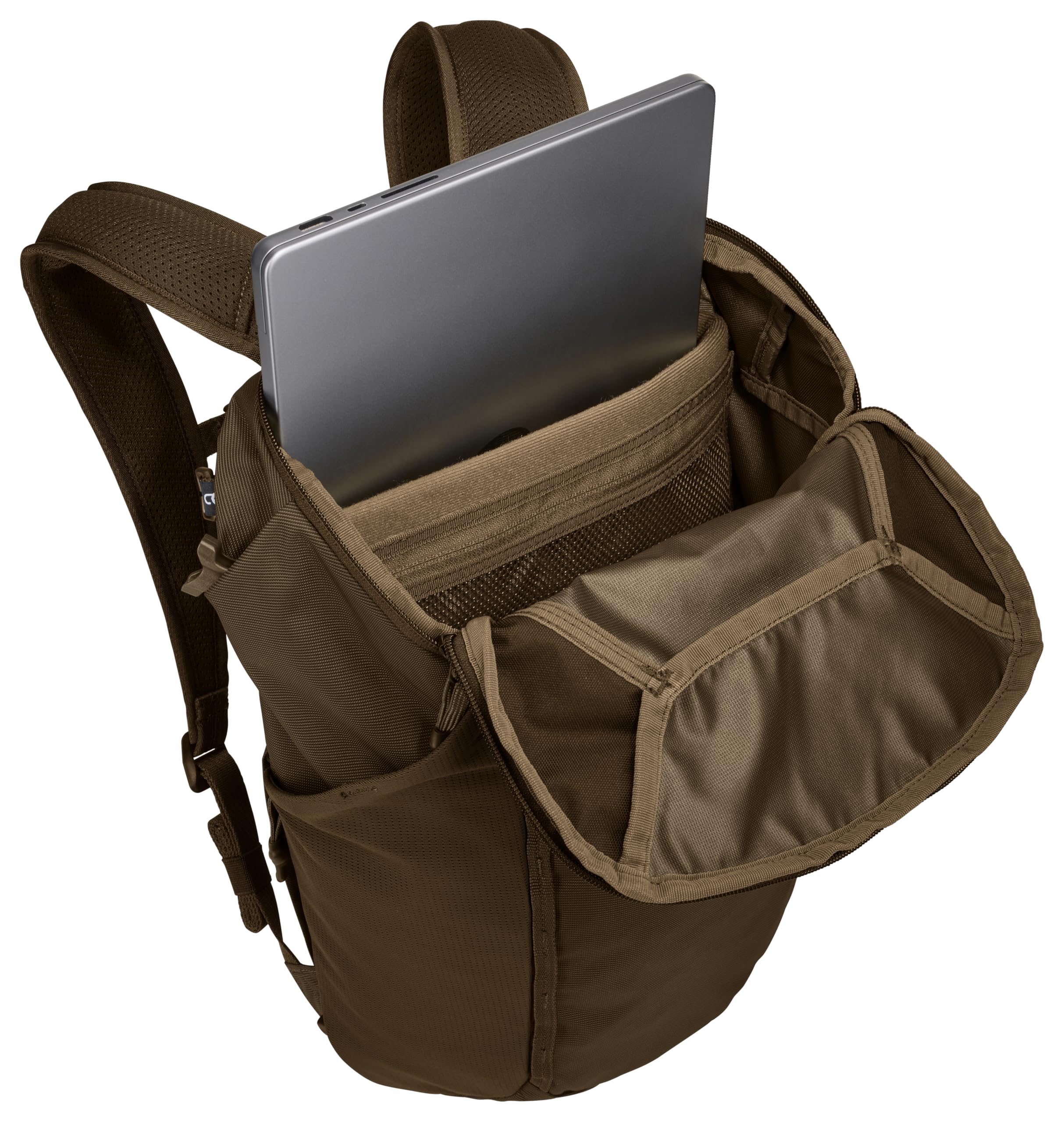 Thule Landmark gender-specific fit improves comfort on long adventures.