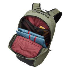 Floating laptop compartment supporting up to 16-inch laptops