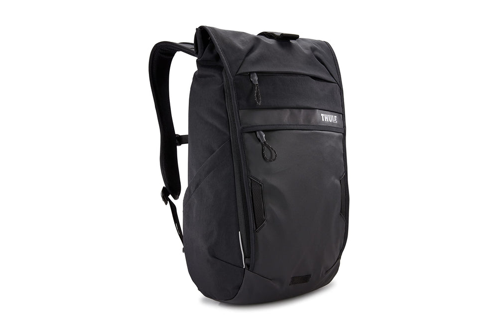 Stability-focused shoulder straps with integrated sternum strap