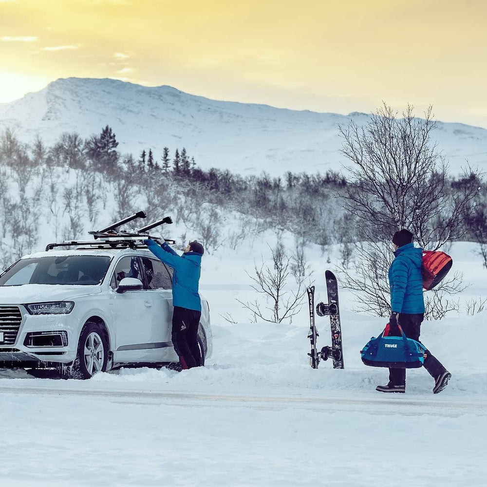 Soft rubber arms protect skis from scratches during transit.