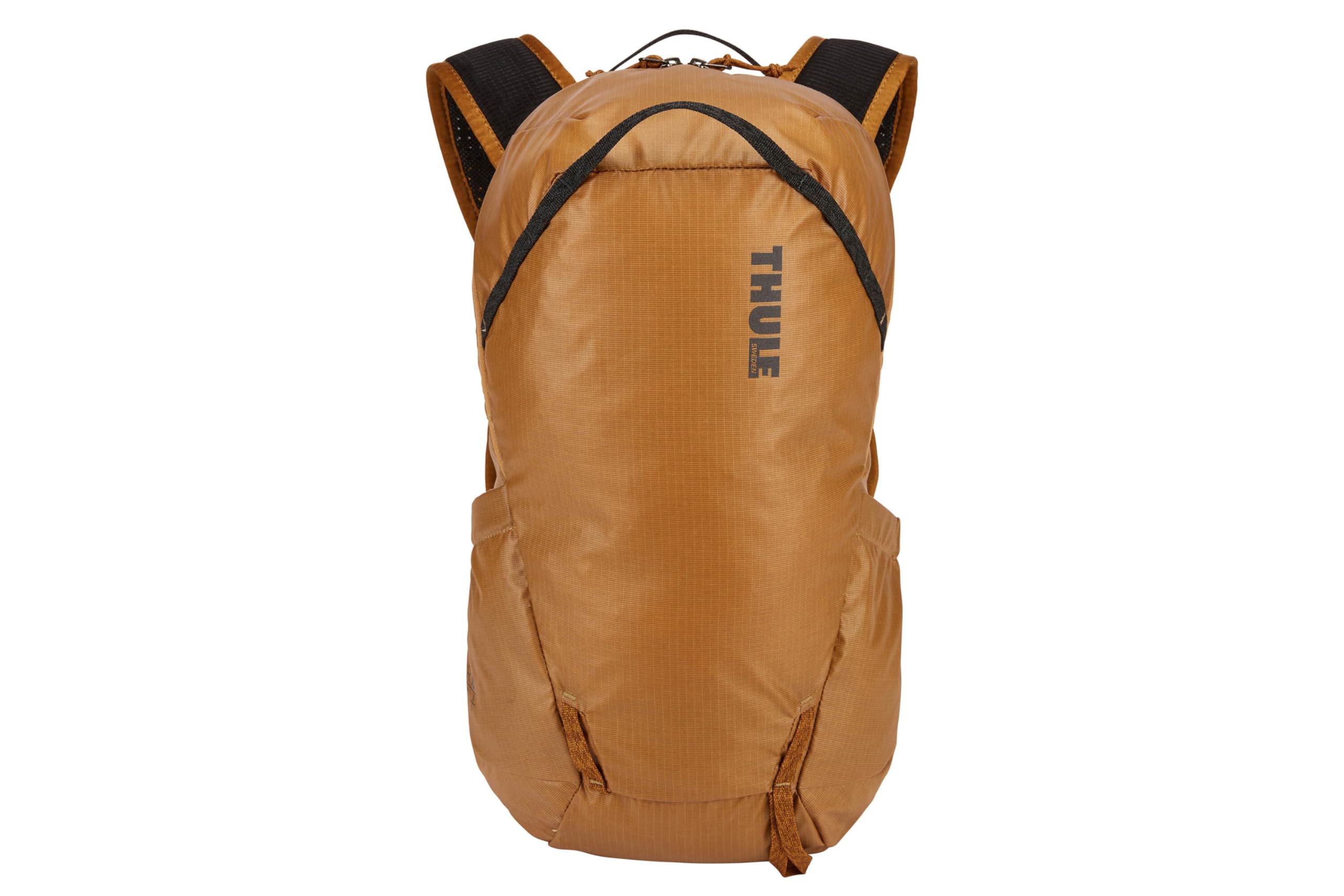 Thule Stir 18L wood thrush color detail, adding subtle urban style.