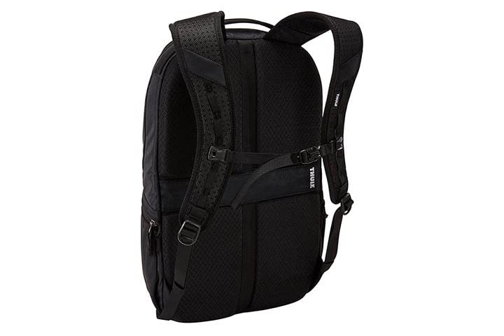 Thule Subterra dedicated pocket for electronics protection during transit