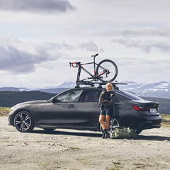 Thule TopRide release lever enables fast loading and unloading.