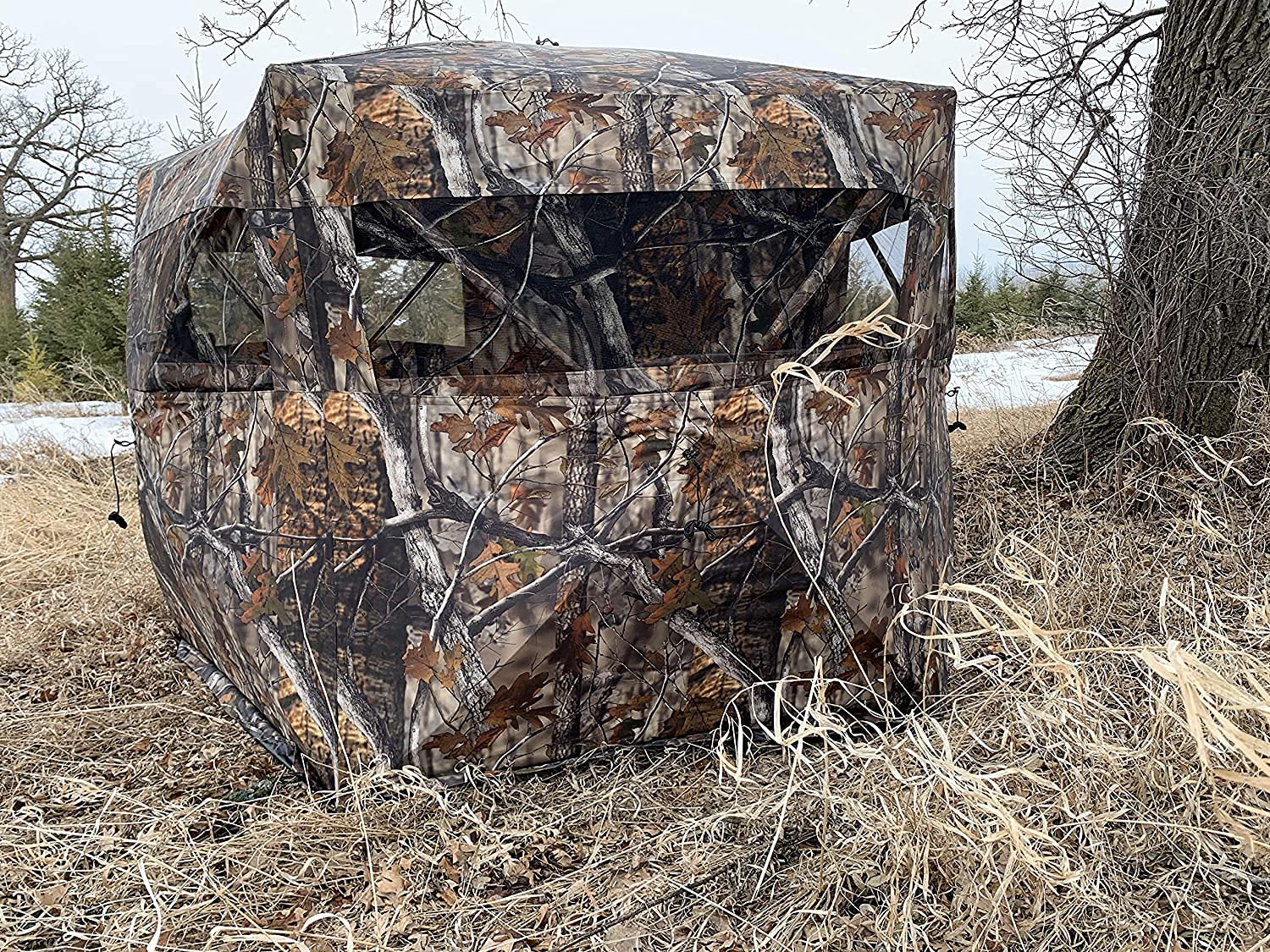 THUNDERBAY Gobbler Lodge interior space accommodates gear and seating.