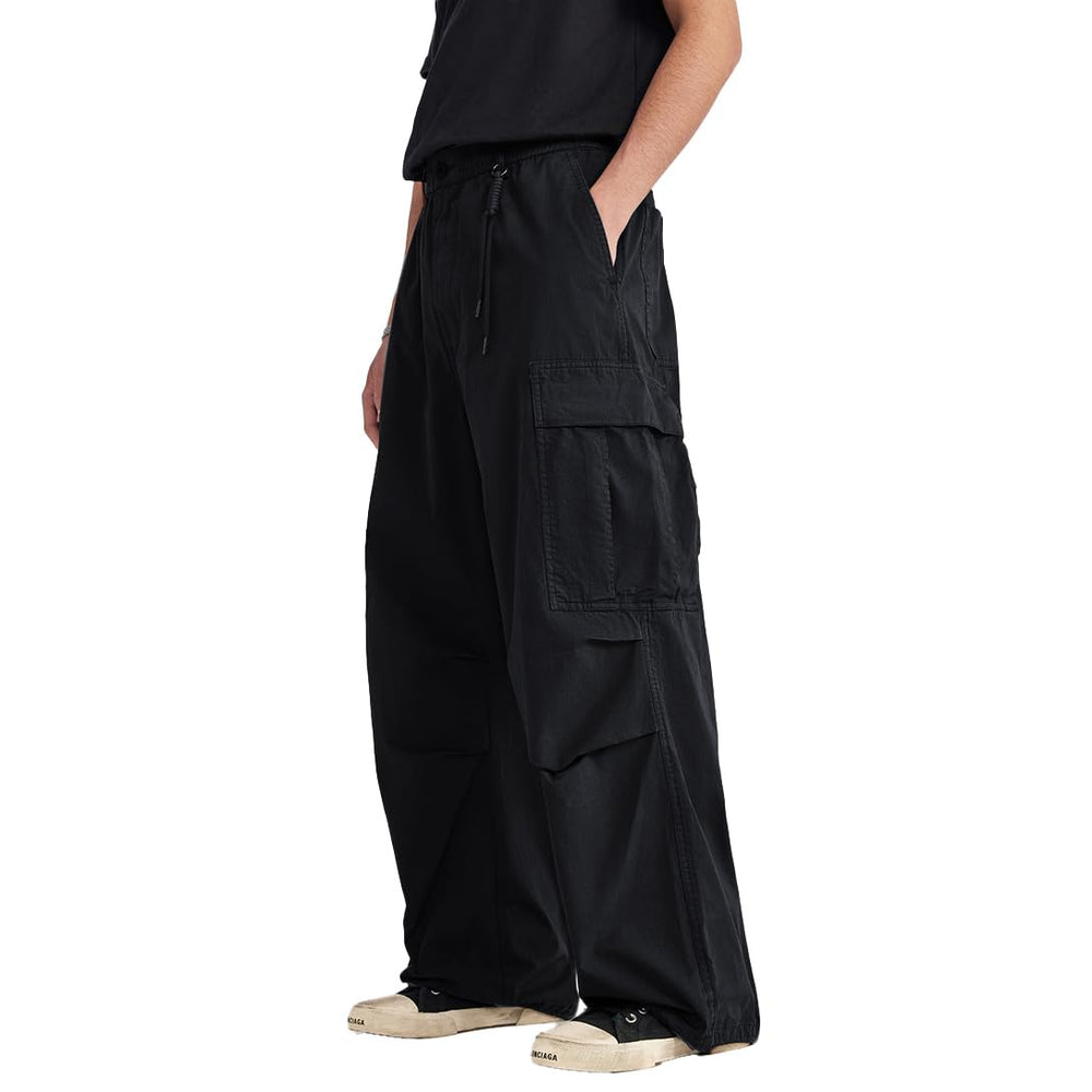 THWEI cargo pants with zip fly closure for a clean, secure fit