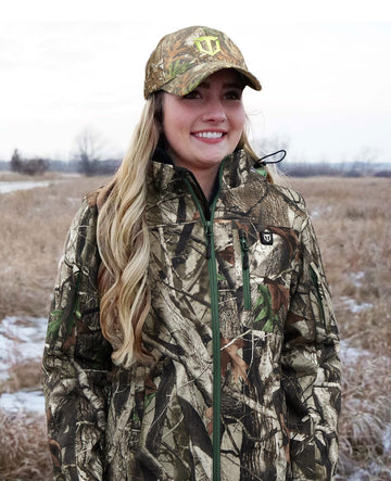 TIDEWE detachable hood with durable YKK zipper enhances weather protection
