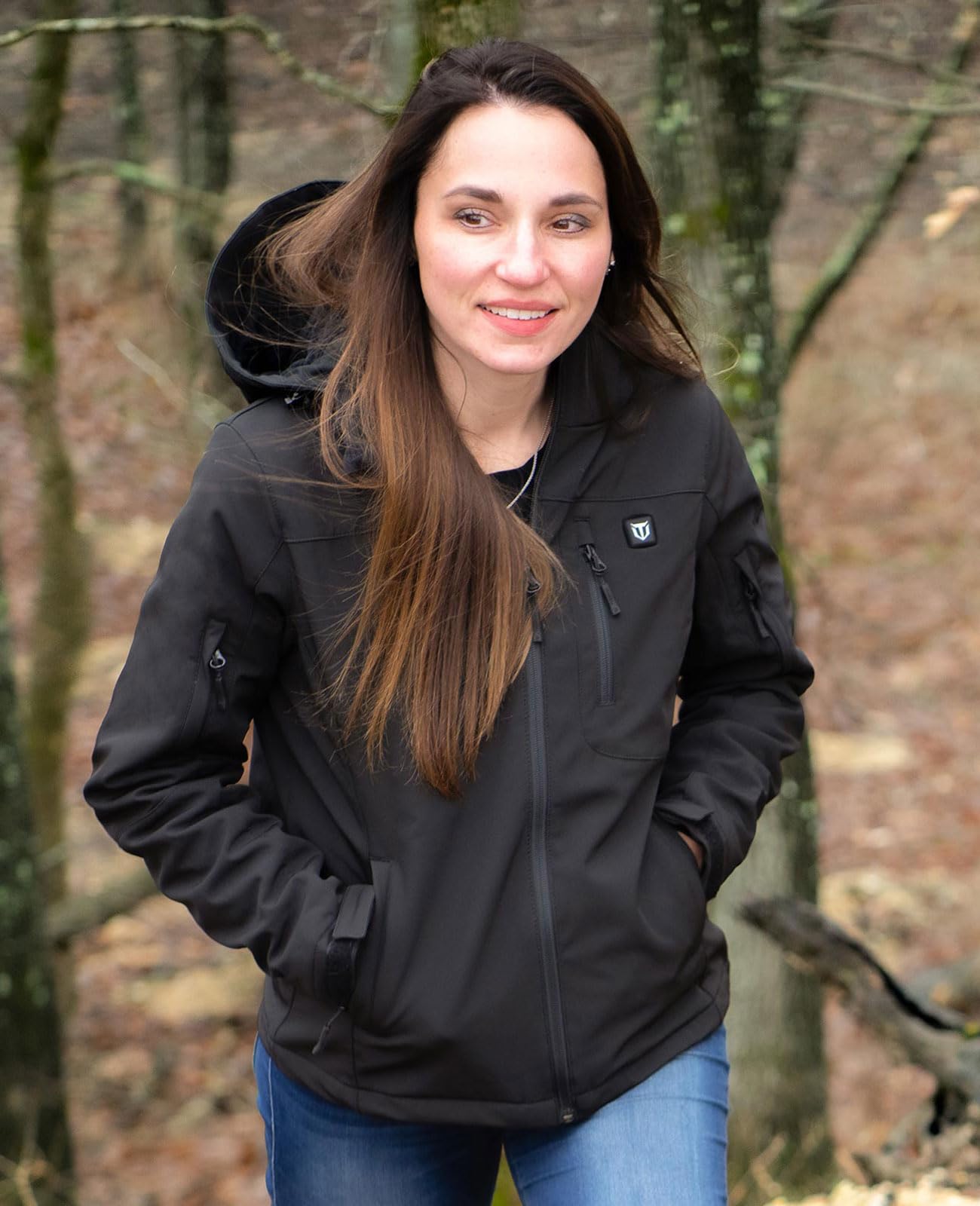 TIDEWE heated jacket women detachable hood for wind protection in cold weather.