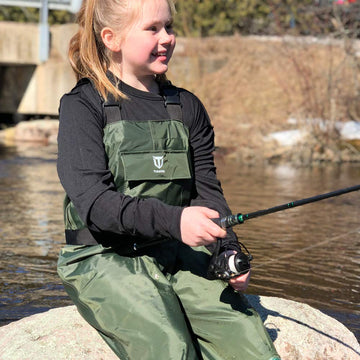 TIDEWE Kids chest waders side view highlighting adjustable suspenders for easy on/off
