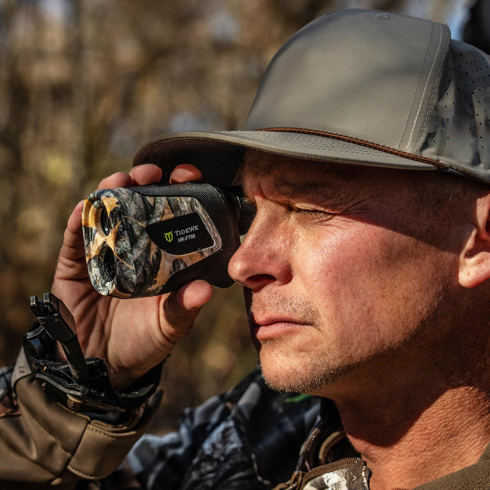 TIDEWE rangefinder with lanyard keeps it handy and ready