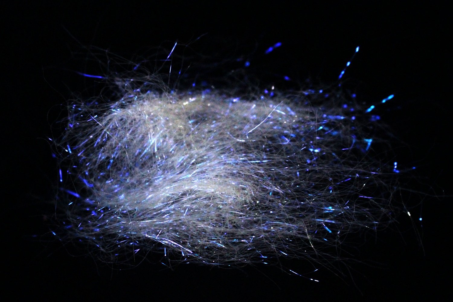 Tigofly 4g Pack White Purple Ice Dub 1.2in - Fly Tying Material
