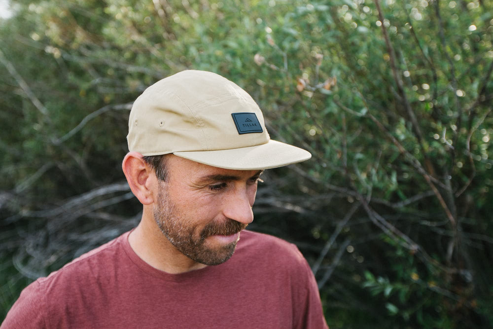 Adjustable nylon webbing and snap closure