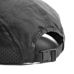 Close-up of breathable Nylon/Mesh 5-panel design