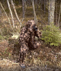 Titan 3D Leafy Suit with zippered pockets keeps essentials secure while stalking