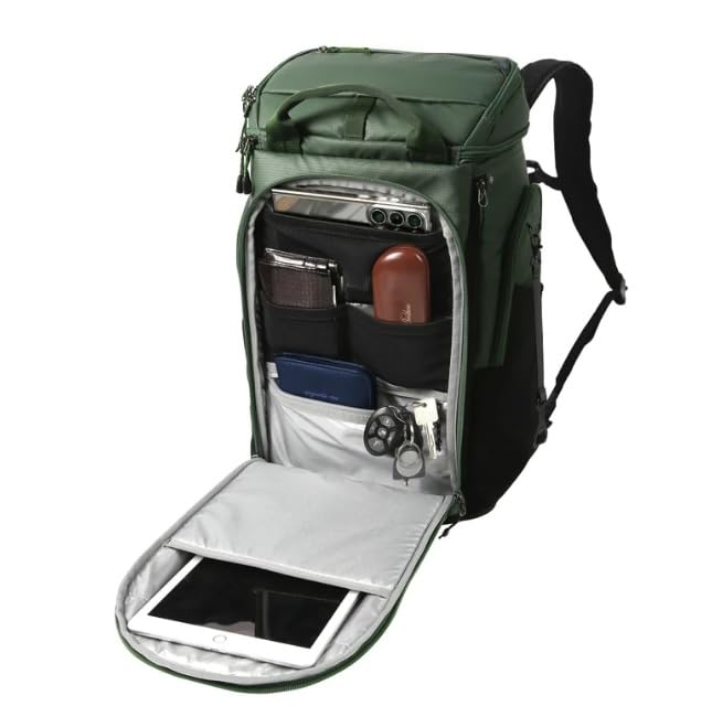 Titan by Arctic Zone back panel and padded straps for comfortable carrying