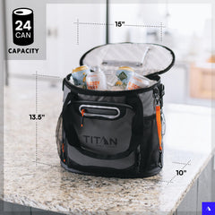 Two mesh side pockets add convenient storage for essentials.