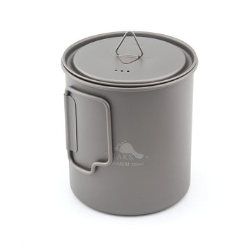TOAKS Titanium 750ml Pot with lid demonstrates ultralight cooking for solo backpacking