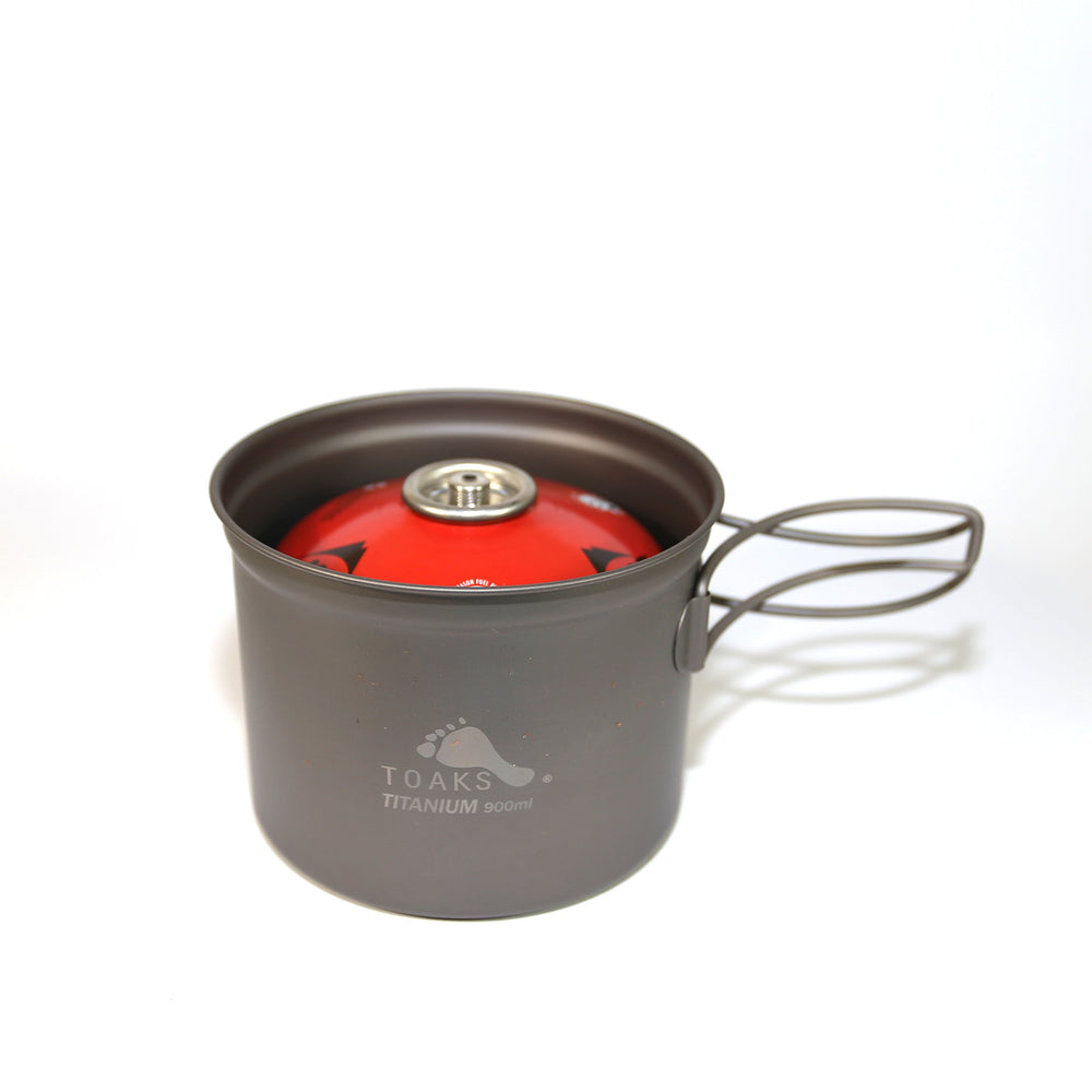 TOAKS 900ml pot orange mesh sack included for gear organization