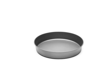 TOAKS Titanium D6.5 plate close-up, highlighting corrosion resistance for rugged meals.