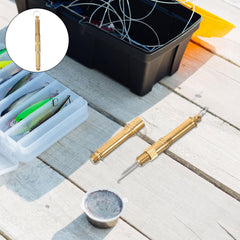 Toddmomy knot-tying device for hooks speeds up rigging on boats.
