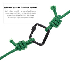 Toddmomy square carabiner on a pet leash for secure outings.