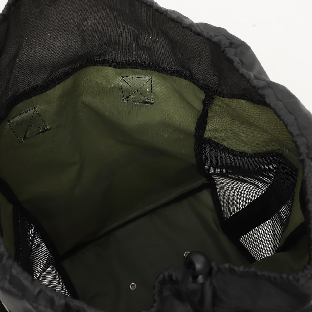 One-size-fits-all boot storage for wet gear