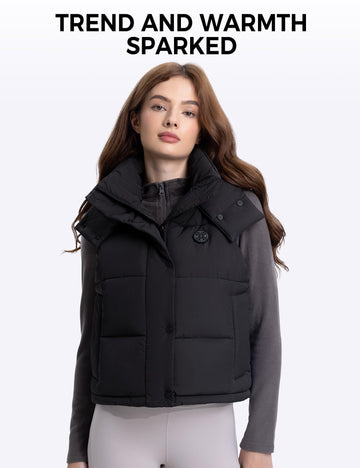 TODWARM vest worn during outdoor hiking shows reliable warmth and mobility.