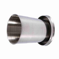 Tomedny collapsible cup with lid on for spill-free outdoor use.