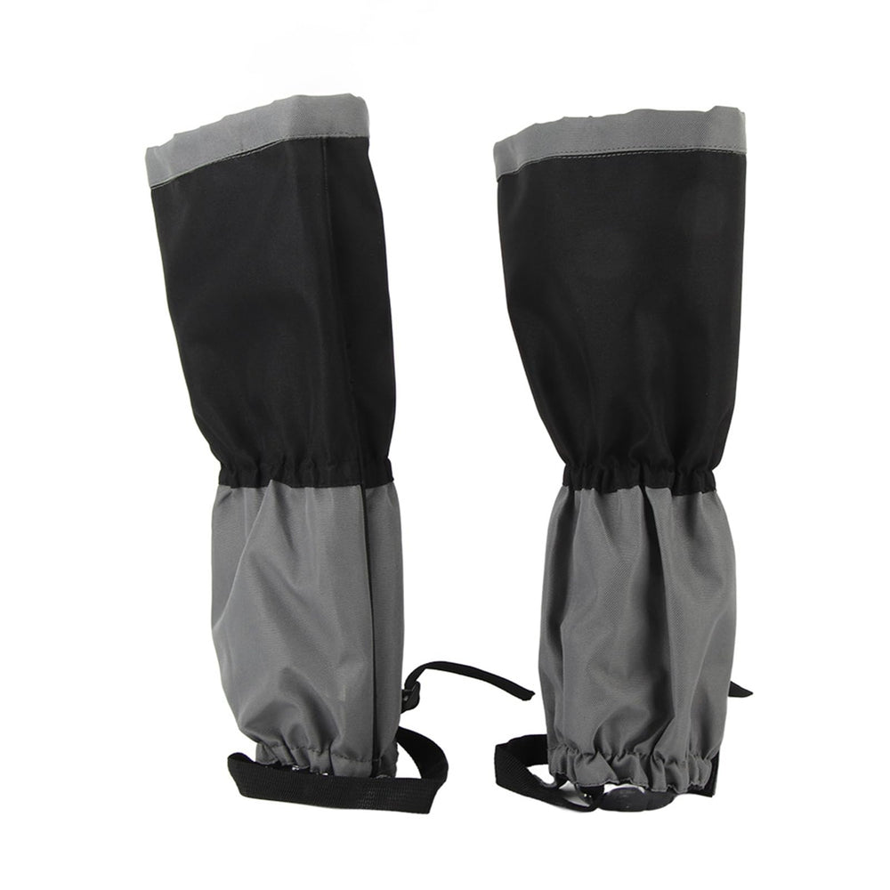 Tomedny lightweight gaiters keep you mobile during long hiking days.