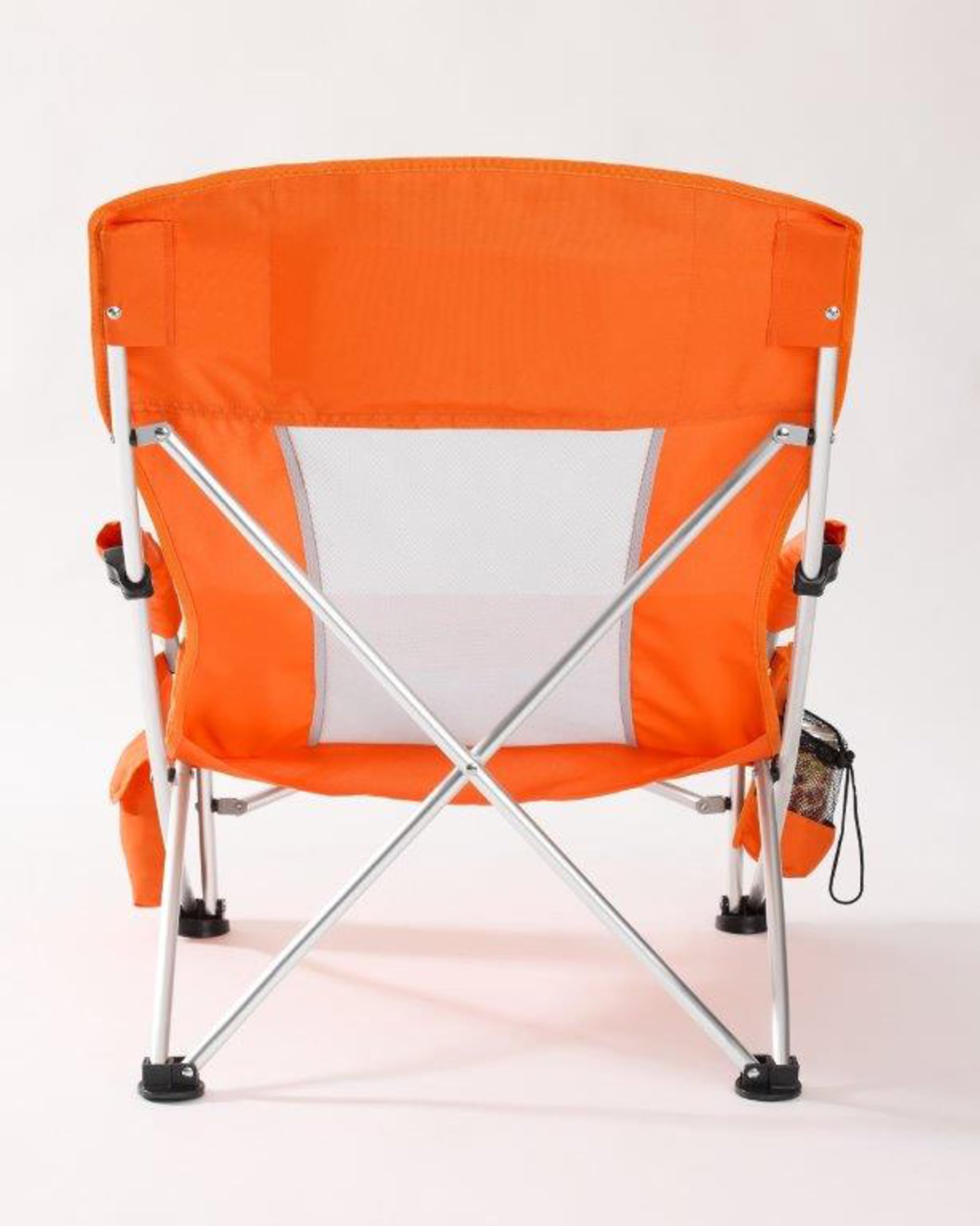 Tommy Bahama Go-Everywhere chair oversized cell phone pouch keeps valuables handy
