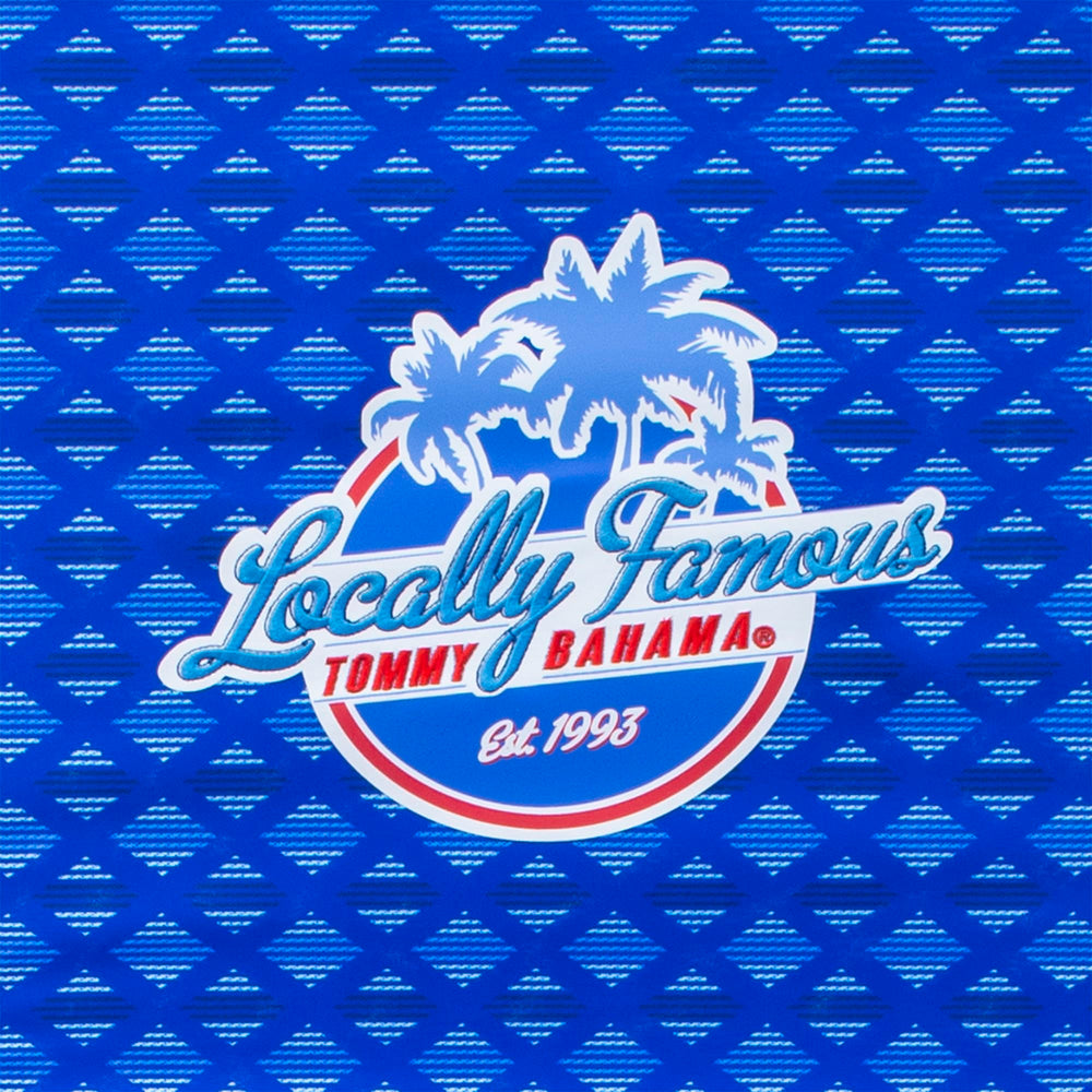 Tommy Bahama rugged polyester fabric stands up to daily outdoor use.