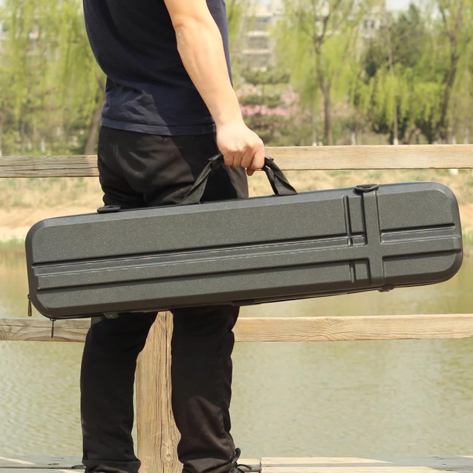 Tonchean takedown bow case double-zipper for easy opening and closing.