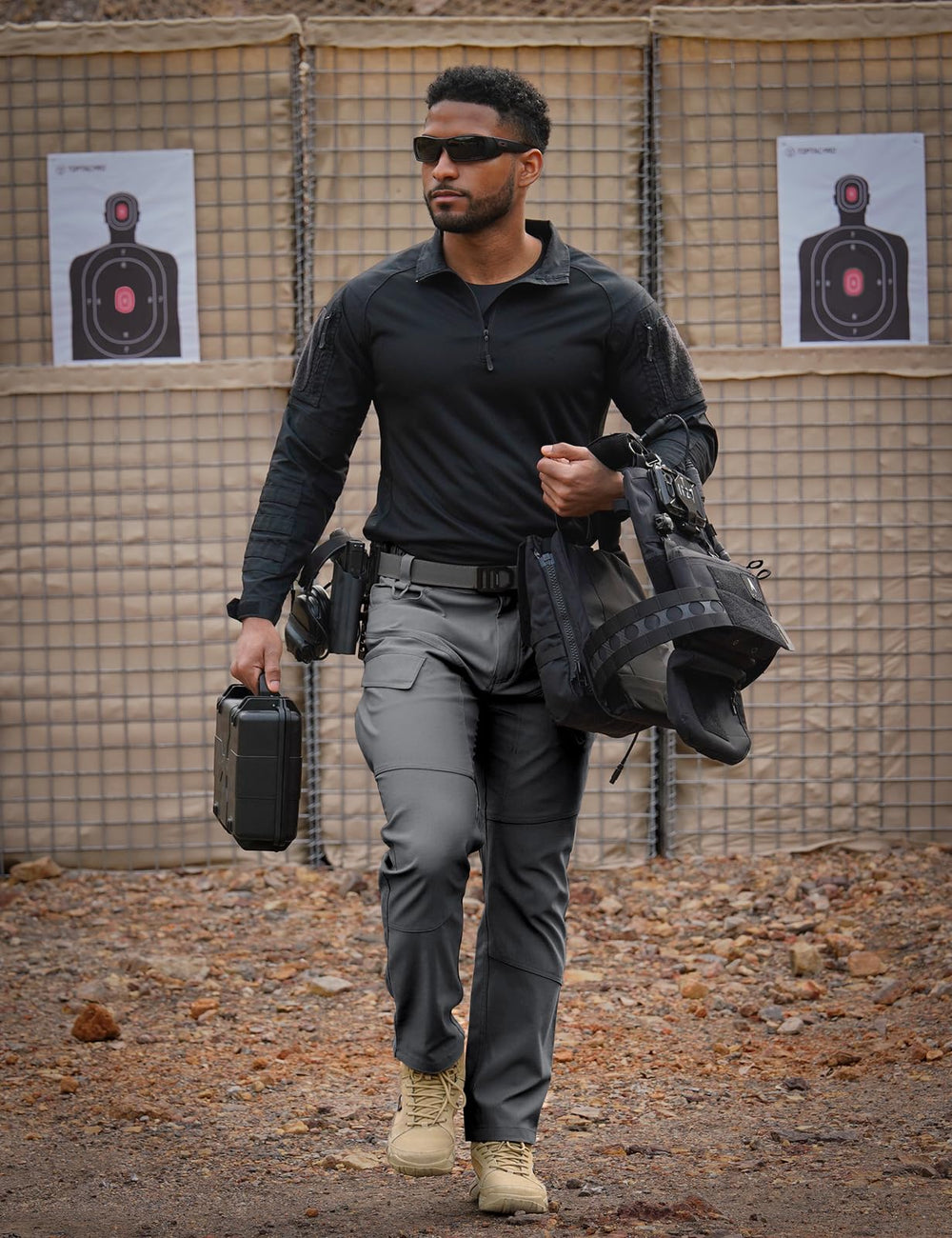 TOPTACPRO Tactical Pants water-repellent coating keeps gear clean in wet conditions