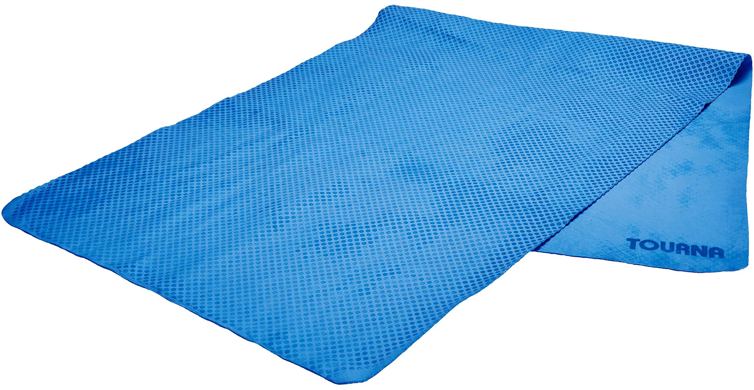 Tourna Liqui-Towel cooling towel wet and ready to use during workouts.
