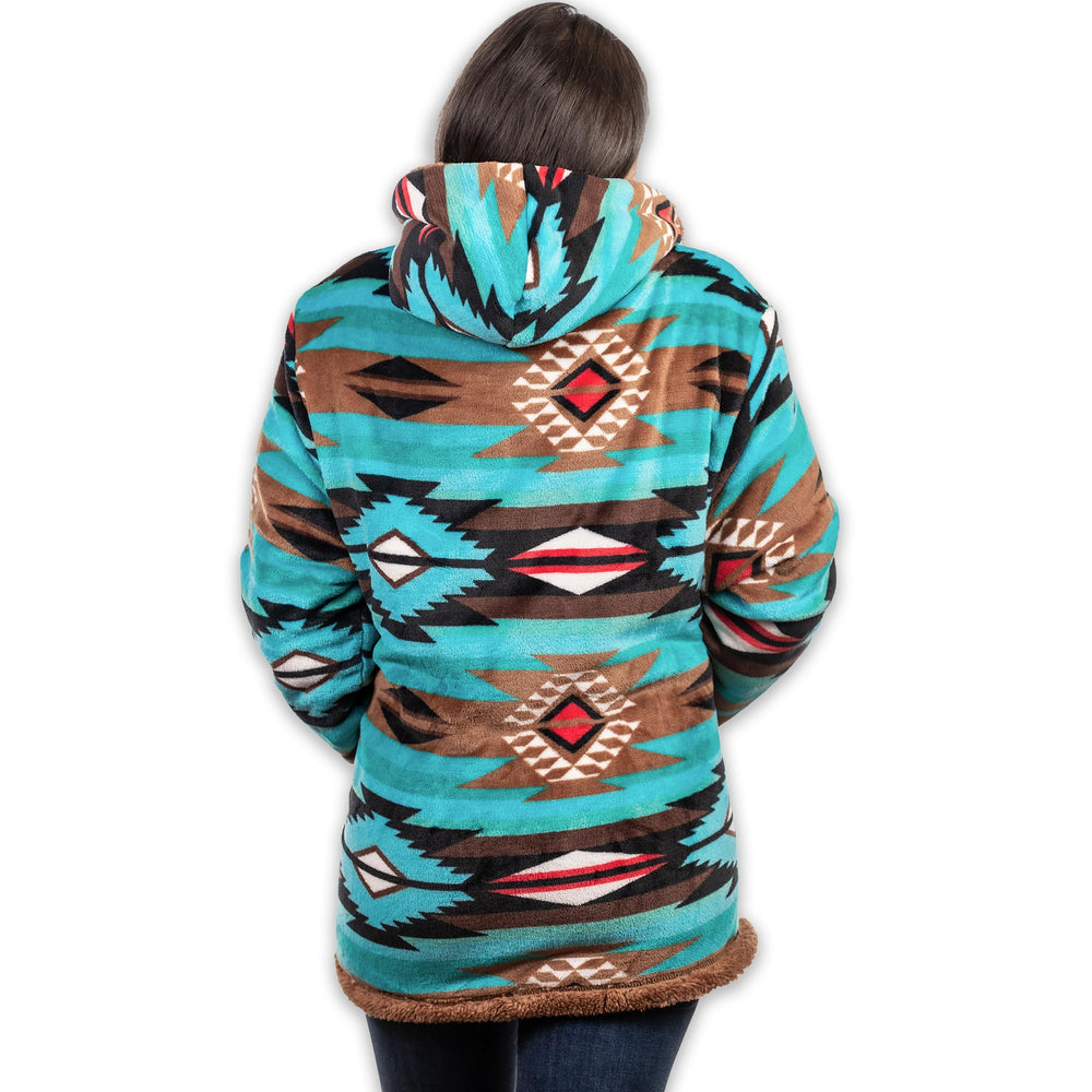 TrailCrest full-zip front detail for easy on/off and wind protection