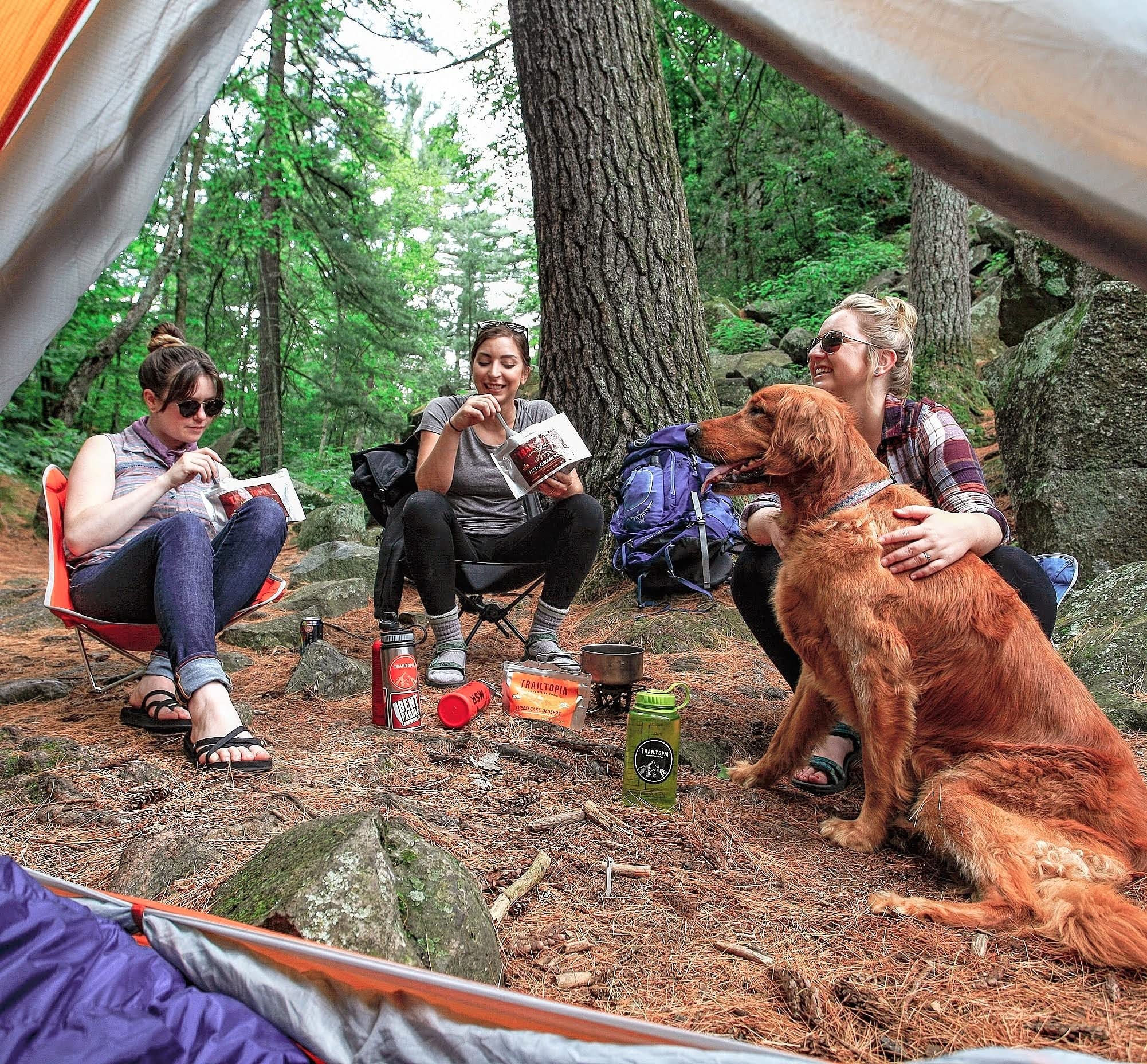 Trailtopia emergency side pack supports long storage and versatile meal options on trips.