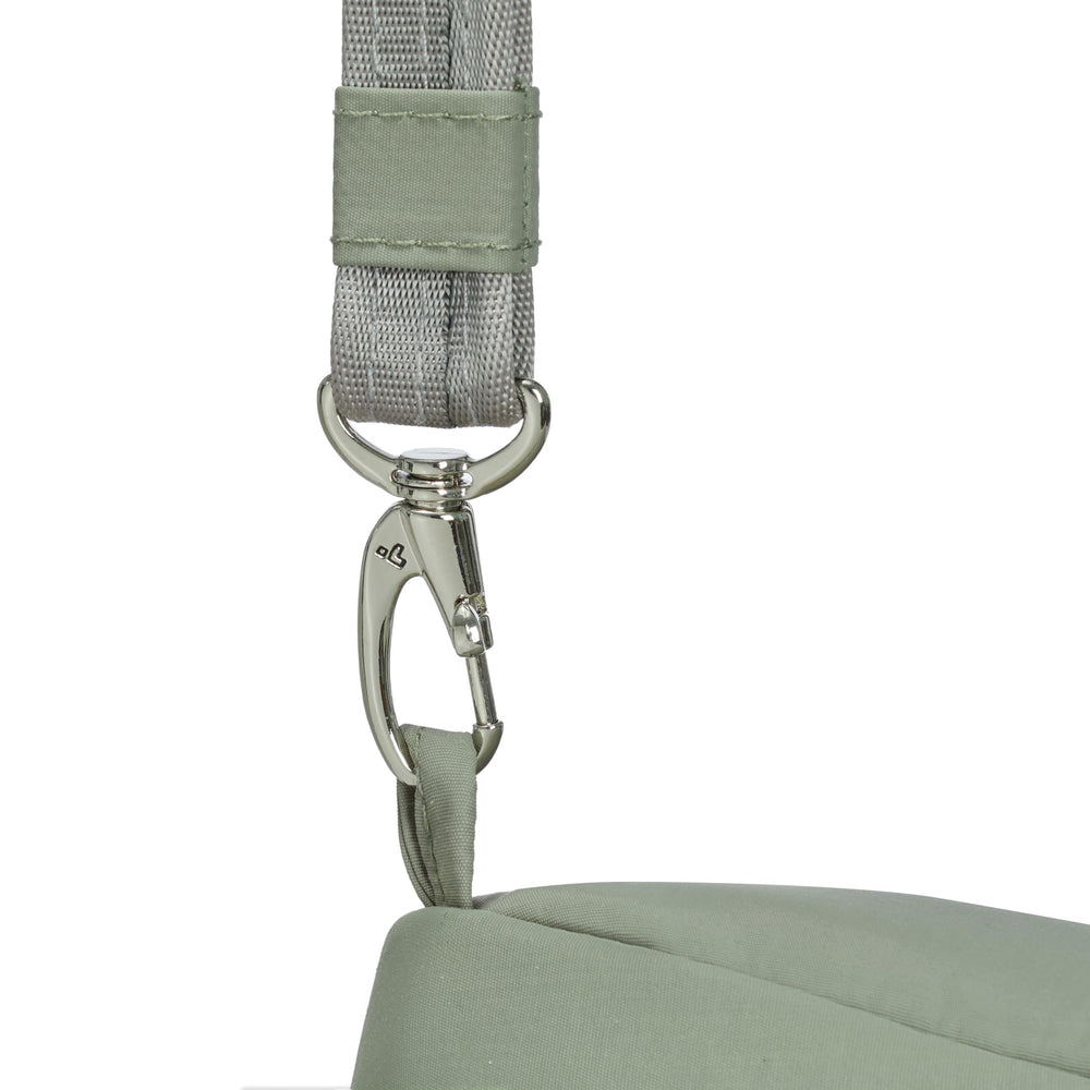 Travelon Roam color options offer wardrobe-friendly style for everyday travel.
