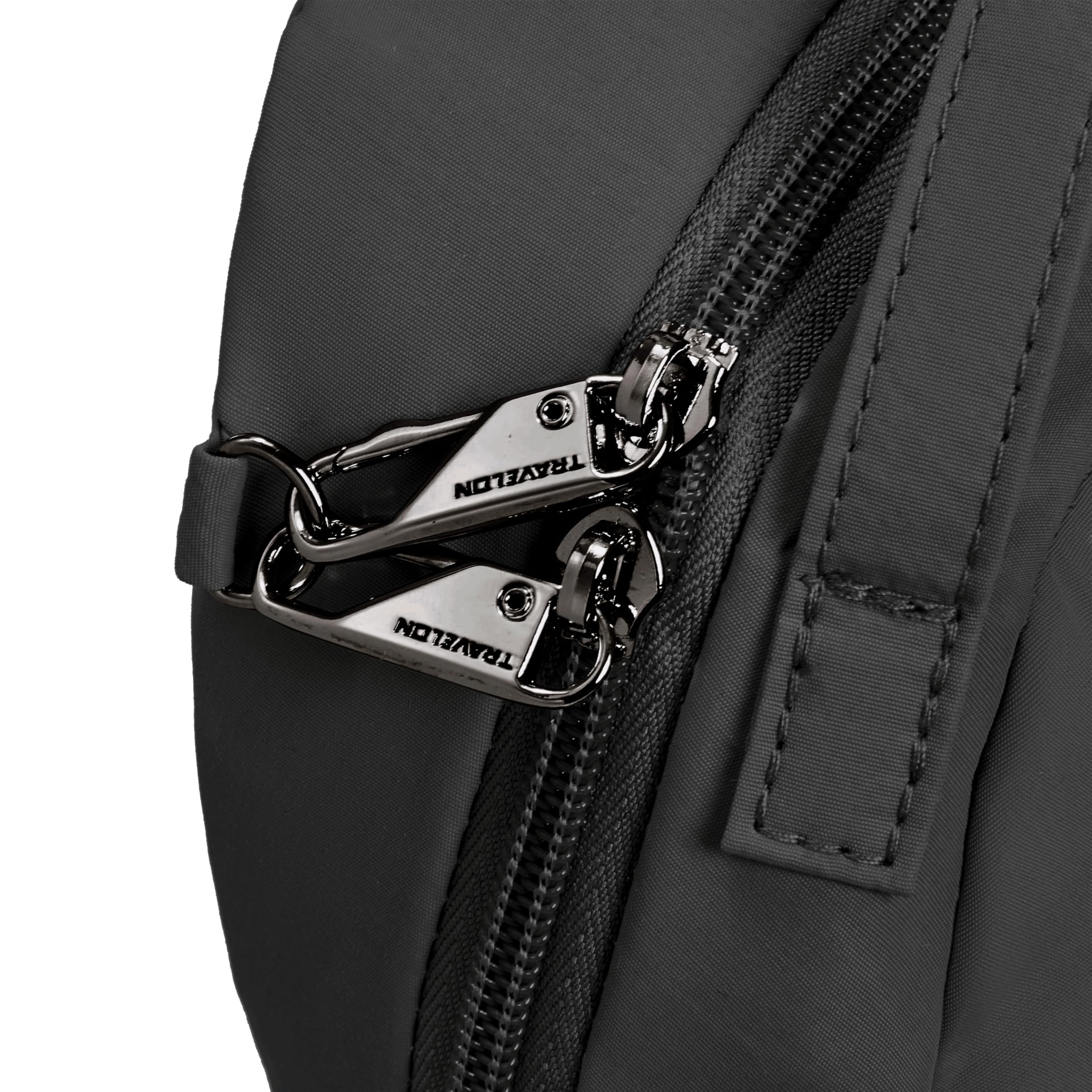 Travelon Roam front-pocket quick-grab view for fast access