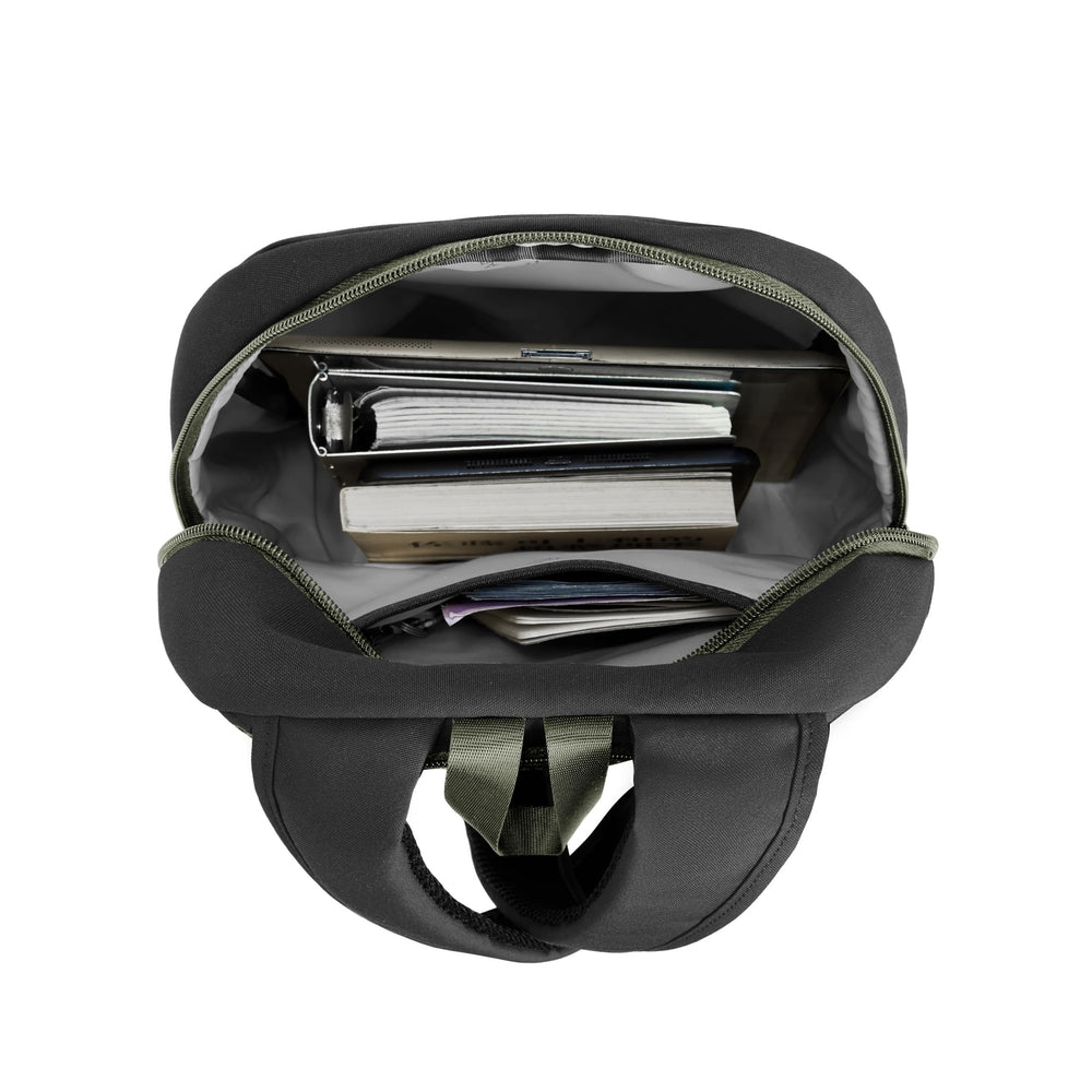 Travelon Voyages RFID-blocking-pockets shield cards and passports on the go.