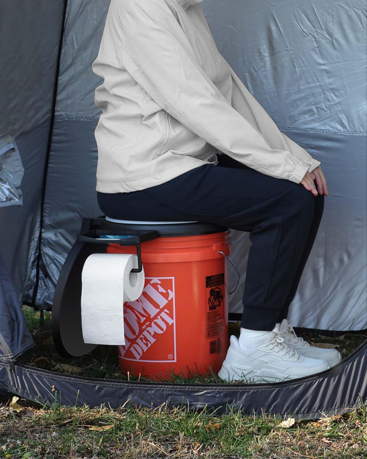TRIPTIPS 270-degree-swivel-cover provides easy access and mess containment during use