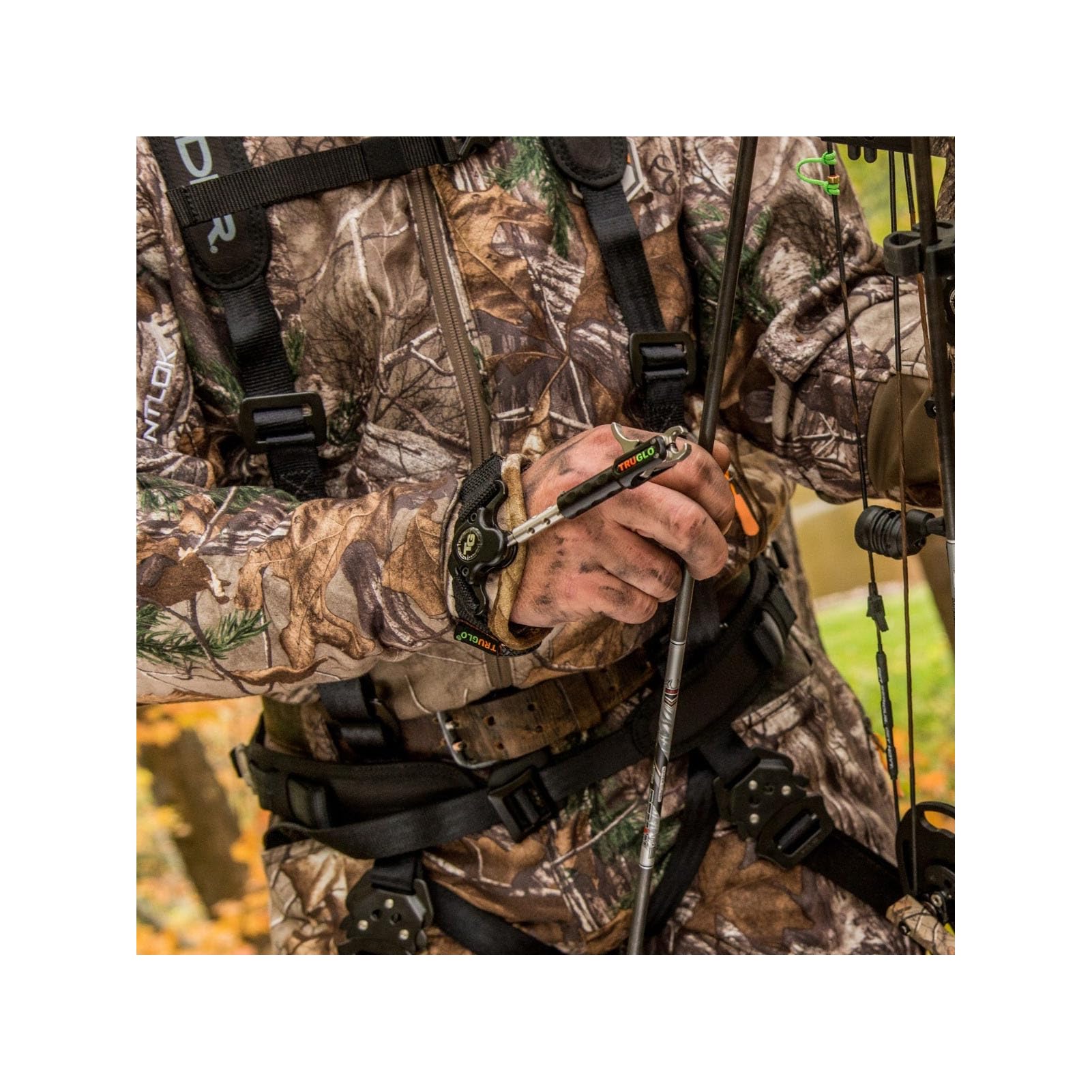 TRUGLO Nitrus premium release strap supports long, comfortable shooting sessions.