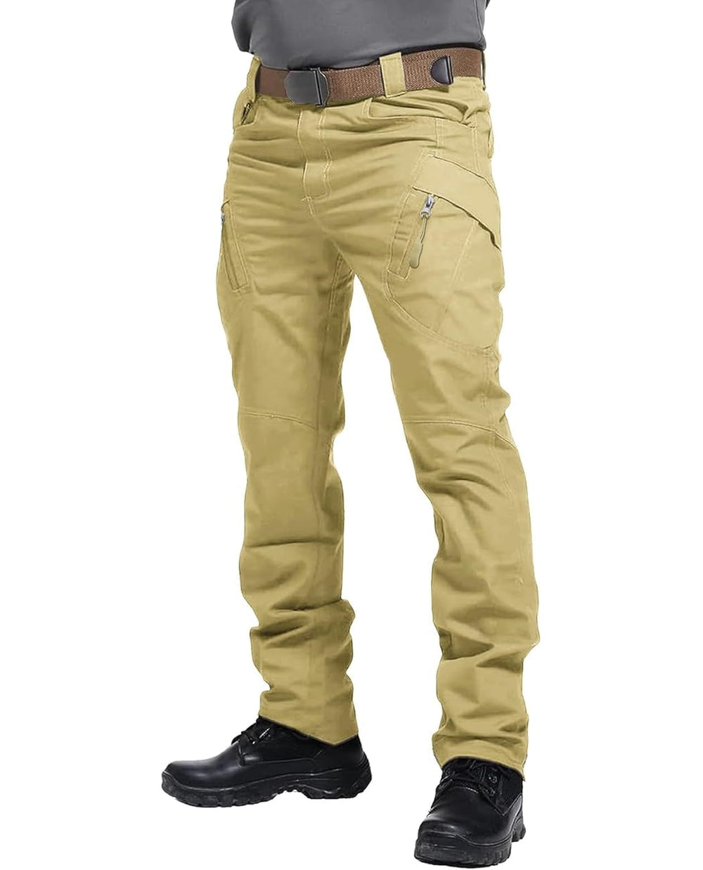 TSD.J multi-pocket layout shows organized storage for gear