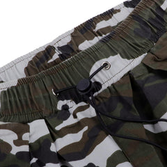 TSMNZMU cargo pants pocket detail emphasizes front flap pockets and practical storage.