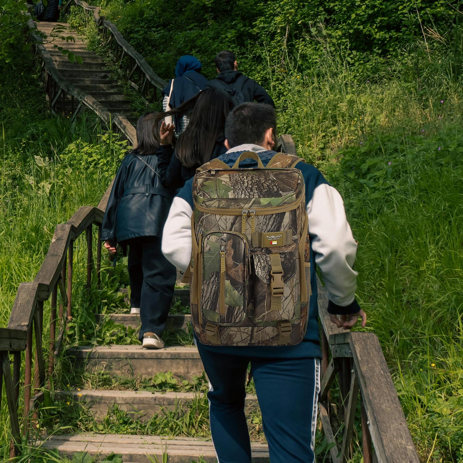 TUGUAN cooler backpack ergonomic straps reduce fatigue on trips