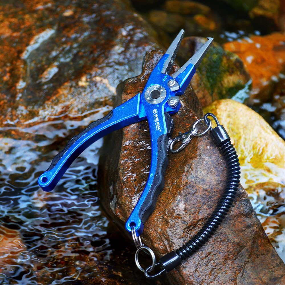 Tungsten carbide cutter on blue fishing pliers
