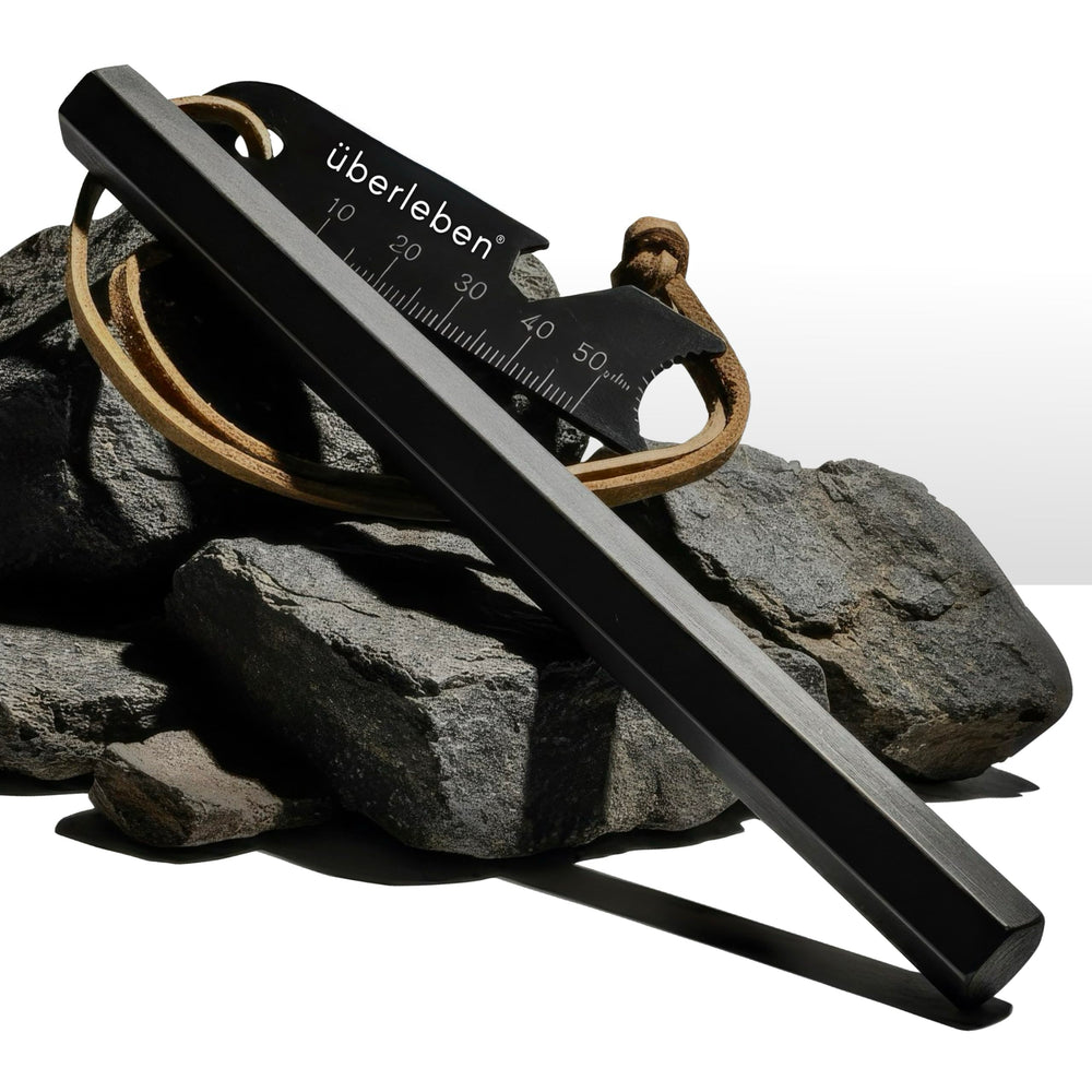Uberleben Hexao Original fire starter, 6-inch length, ideal for reliable ignition in varied conditions